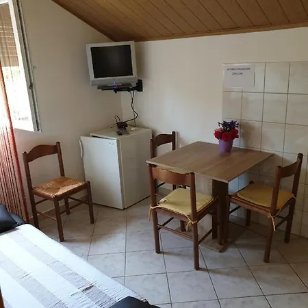 Appartement Chiara Petrcane